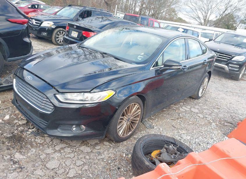 Photo 2 of 2015 Ford Fusion SE (VIN 3FA6P0HD2FR134553)