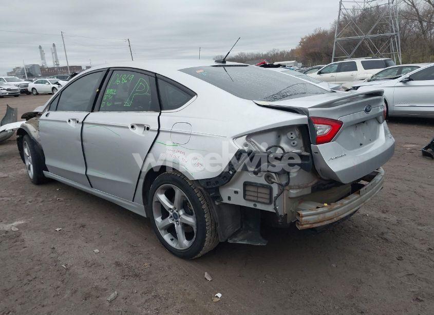 Photo 3 of 2015 Ford Fusion SE (VIN 3FA6P0HD2FR149943)