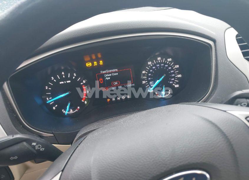 Photo 7 of 2015 Ford Fusion SE (VIN 3FA6P0HD2FR153779)