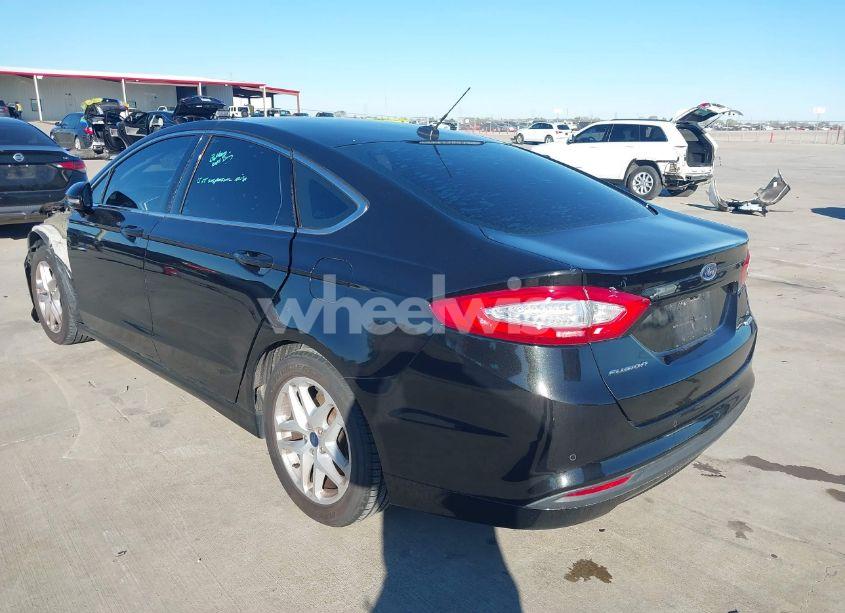 Photo 3 of 2015 Ford Fusion SE (VIN 3FA6P0HD2FR159615)