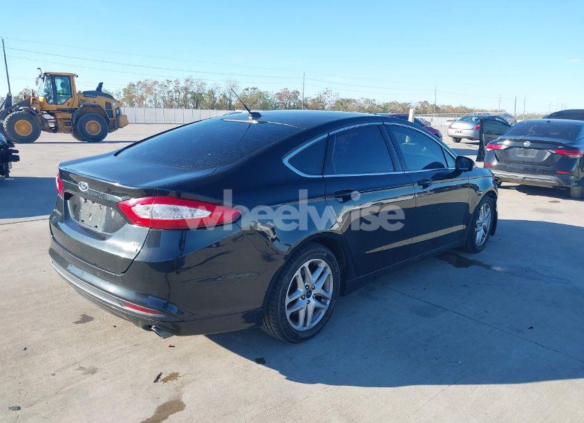 Photo 4 of 2015 Ford Fusion SE (VIN 3FA6P0HD2FR159615)