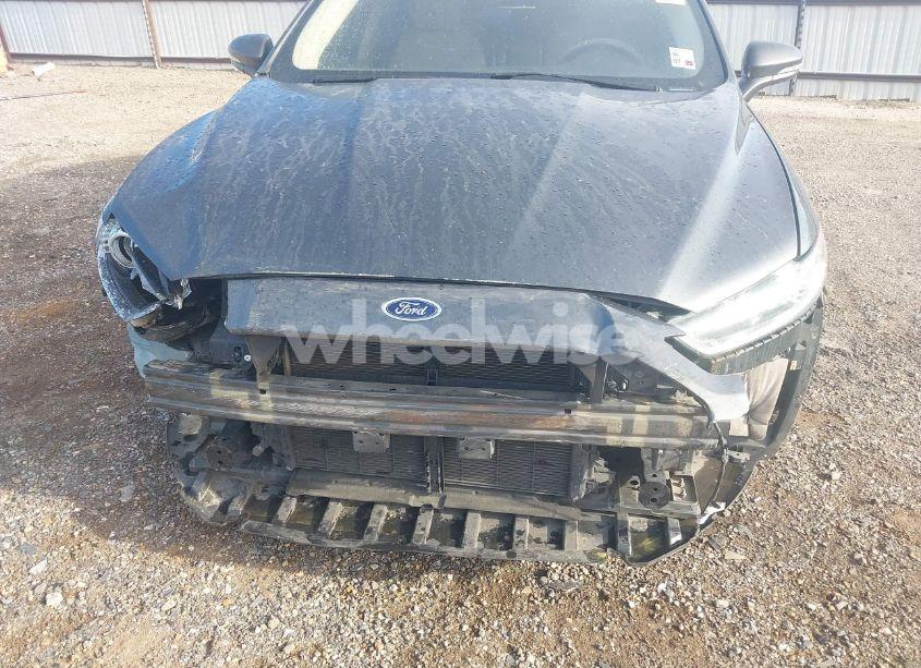 Photo 12 of 2015 Ford Fusion SE (VIN 3FA6P0HD2FR175815)