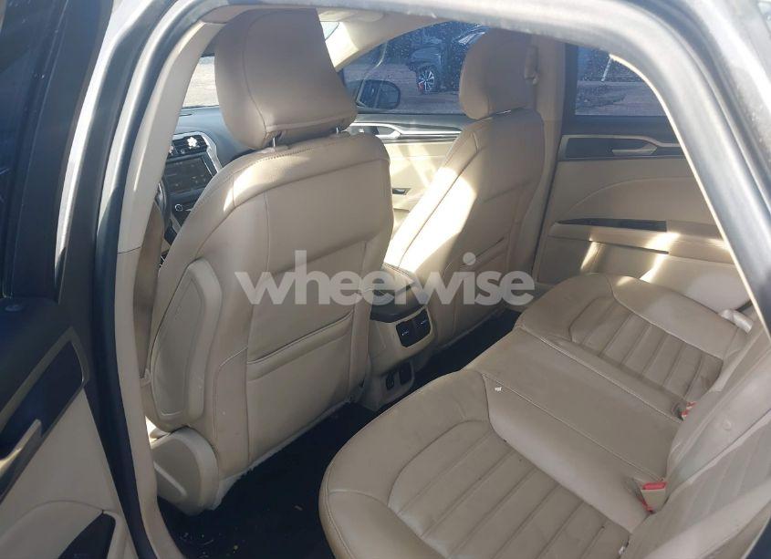 Photo 17 of 2015 Ford Fusion SE (VIN 3FA6P0HD2FR175815)