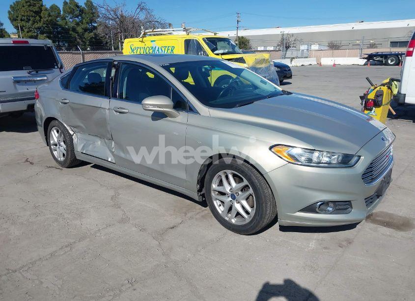 2015 Ford Fusion SE (VIN 3FA6P0HD2FR184644) main photo