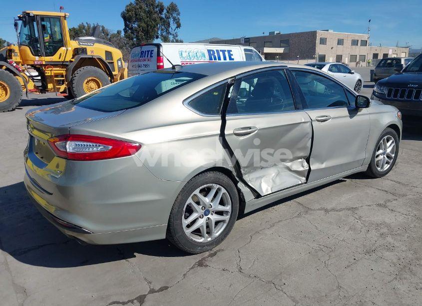 Photo 4 of 2015 Ford Fusion SE (VIN 3FA6P0HD2FR184644)