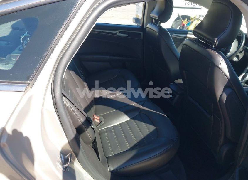 Photo 8 of 2015 Ford Fusion SE (VIN 3FA6P0HD2FR184644)