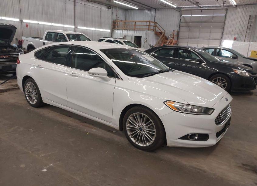 2015 Ford Fusion SE (VIN 3FA6P0HD2FR194901) main photo