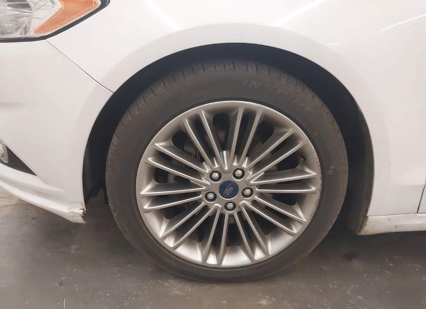 Photo 12 of 2015 Ford Fusion SE (VIN 3FA6P0HD2FR194901)