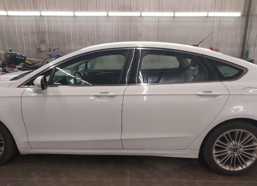 Photo 15 of 2015 Ford Fusion SE (VIN 3FA6P0HD2FR194901)