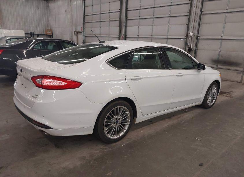 Photo 4 of 2015 Ford Fusion SE (VIN 3FA6P0HD2FR194901)