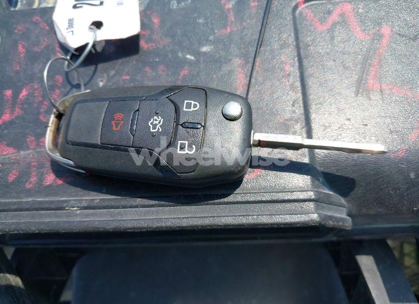 Photo 11 of 2015 Ford Fusion SE (VIN 3FA6P0HD2FR204844)