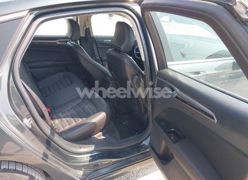 Photo 8 of 2015 Ford Fusion SE (VIN 3FA6P0HD2FR204844)