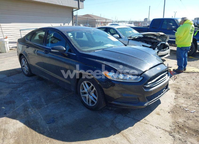 2015 Ford Fusion SE (VIN 3FA6P0HD2FR221031) main photo