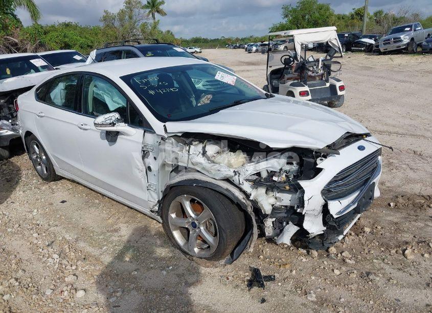 2015 Ford Fusion SE (VIN 3FA6P0HD2FR222034) main photo
