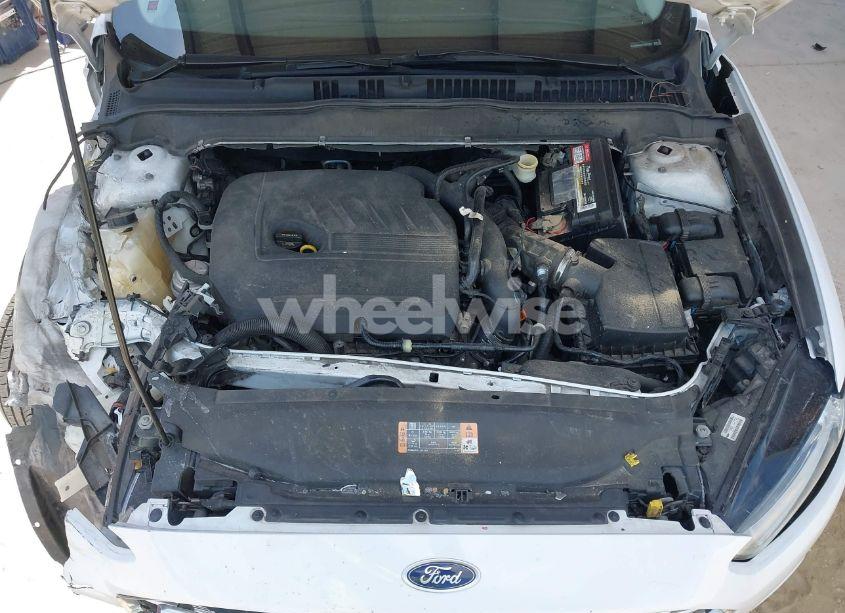Photo 10 of 2015 Ford Fusion SE (VIN 3FA6P0HD2FR222034)
