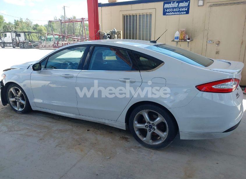 Photo 15 of 2015 Ford Fusion SE (VIN 3FA6P0HD2FR222034)