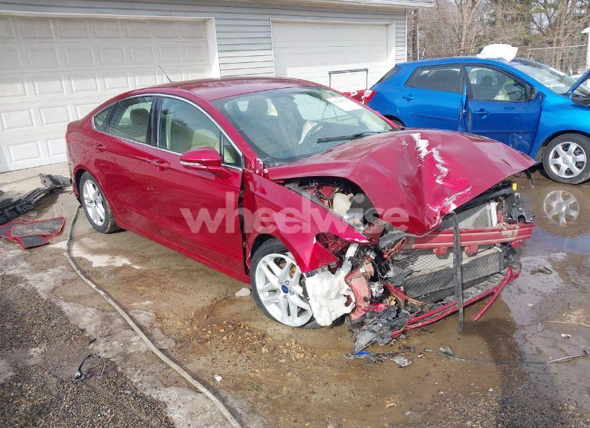 2015 Ford Fusion SE (VIN 3FA6P0HD2FR233129) main photo