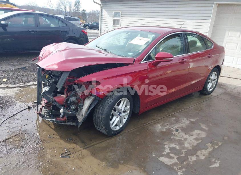 Photo 2 of 2015 Ford Fusion SE (VIN 3FA6P0HD2FR233129)