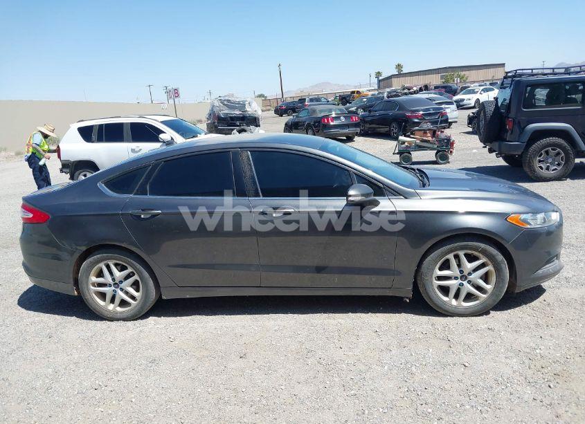 Photo 13 of 2016 Ford Fusion SE (VIN 3FA6P0HD2GR174021)