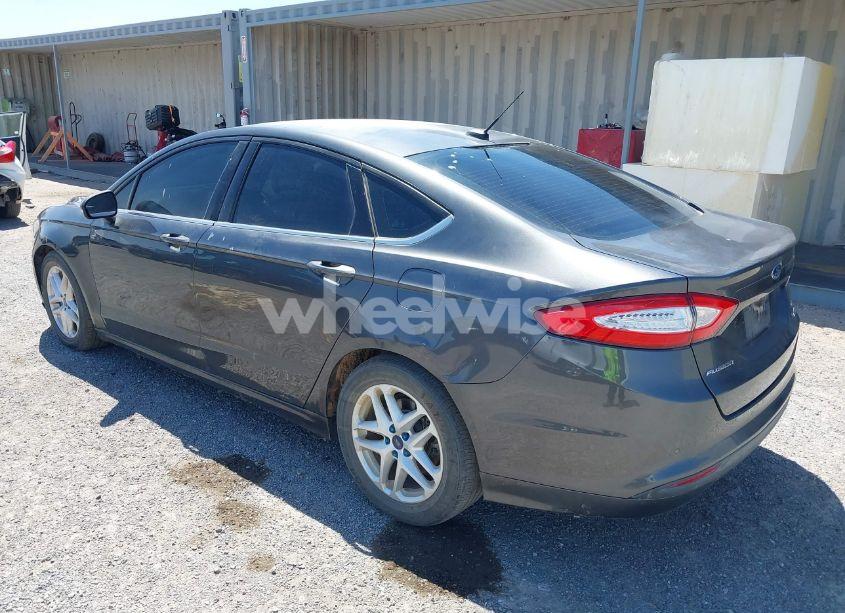 Photo 3 of 2016 Ford Fusion SE (VIN 3FA6P0HD2GR174021)