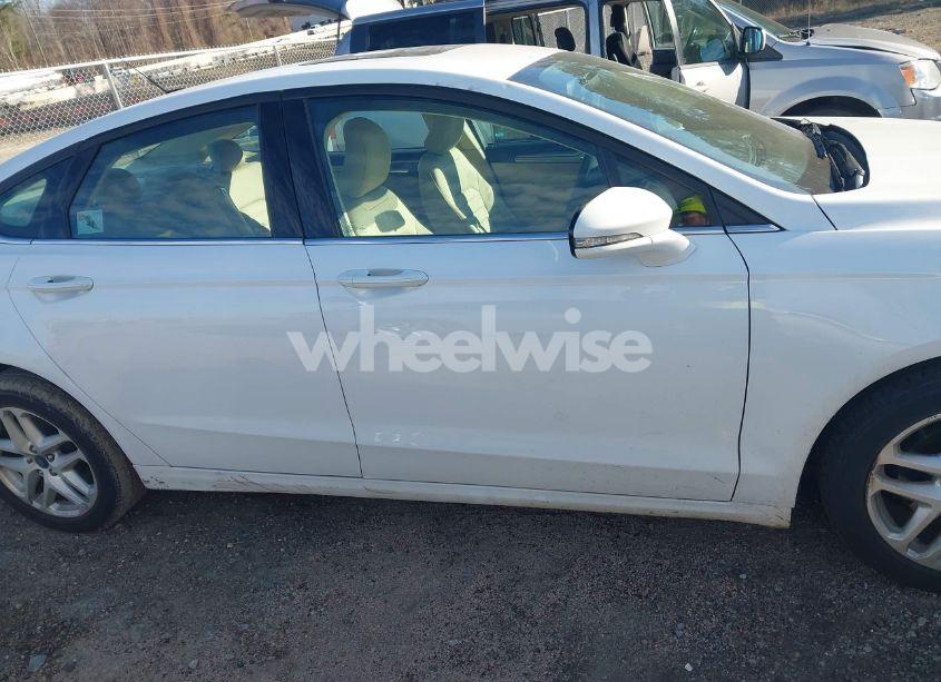 Photo 13 of 2016 Ford Fusion SE (VIN 3FA6P0HD2GR201377)