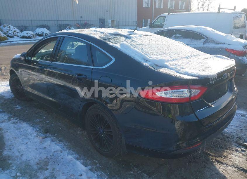 Photo 3 of 2016 Ford Fusion SE (VIN 3FA6P0HD2GR252426)