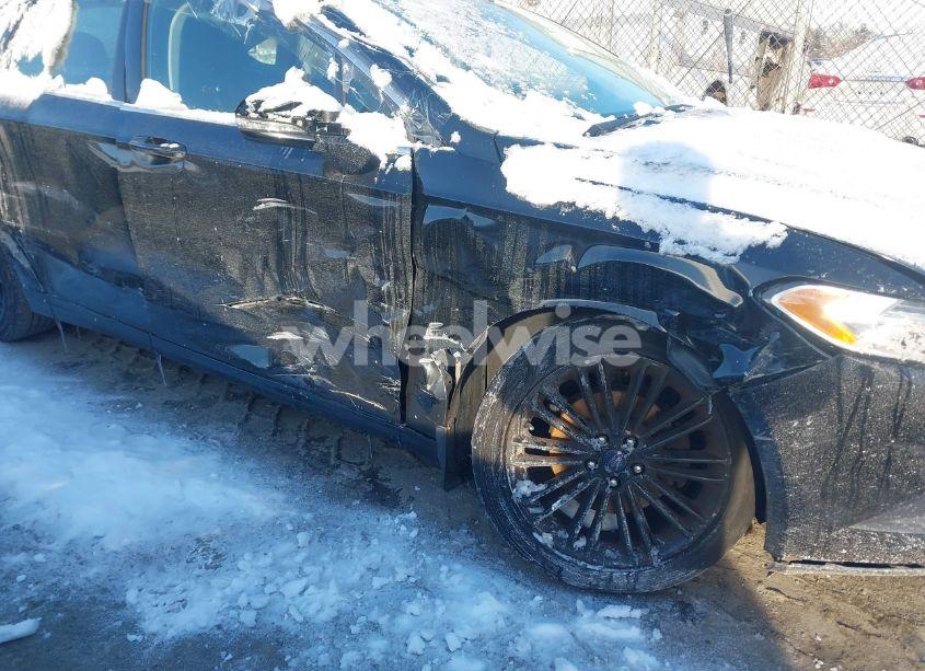 Photo 6 of 2016 Ford Fusion SE (VIN 3FA6P0HD2GR252426)