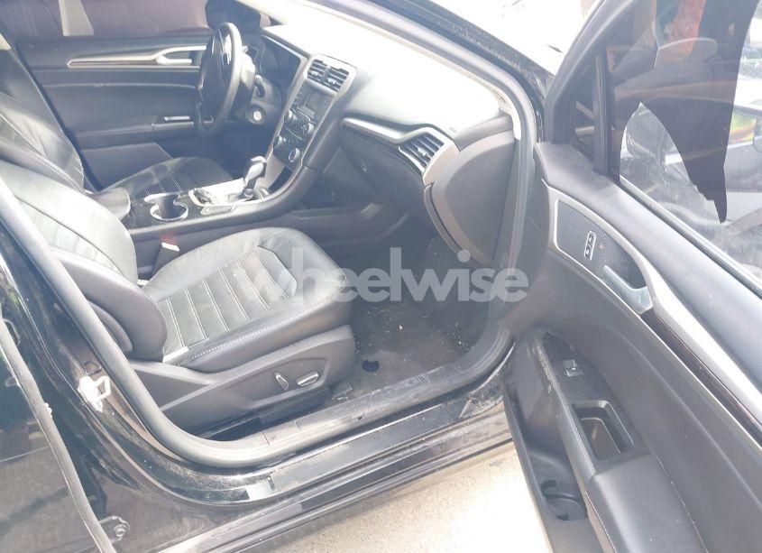 Photo 5 of 2016 Ford Fusion SE (VIN 3FA6P0HD2GR307571)