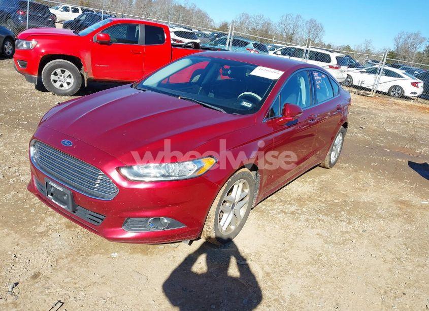Photo 2 of 2016 Ford Fusion SE (VIN 3FA6P0HD2GR324130)