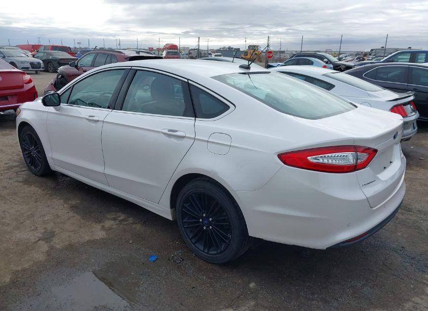 Photo 3 of 2016 Ford Fusion SE (VIN 3FA6P0HD2GR329425)