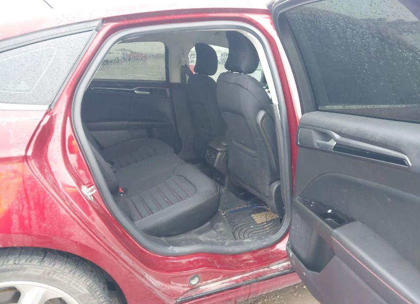 Photo 8 of 2016 Ford Fusion SE (VIN 3FA6P0HD2GR382545)