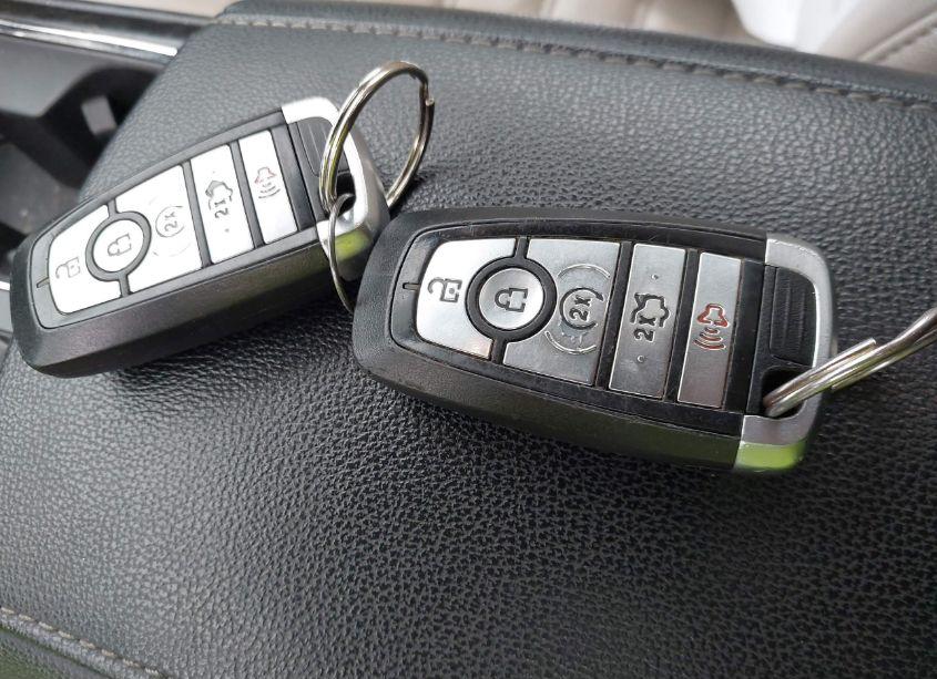 Photo 11 of 2017 Ford Fusion SE (VIN 3FA6P0HD2HR116363)