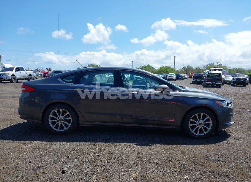 Photo 13 of 2017 Ford Fusion SE (VIN 3FA6P0HD2HR122356)