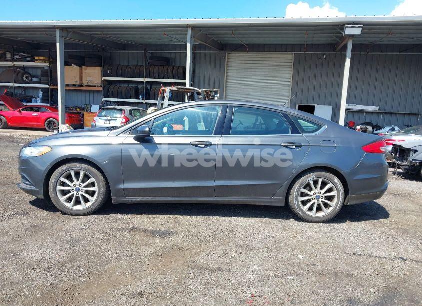 Photo 14 of 2017 Ford Fusion SE (VIN 3FA6P0HD2HR122356)