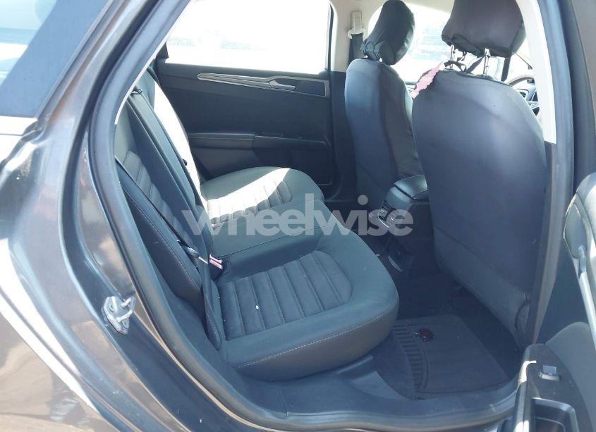 Photo 8 of 2017 Ford Fusion SE (VIN 3FA6P0HD2HR122356)