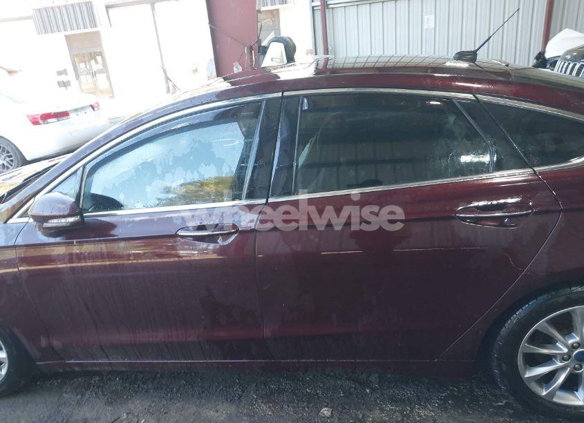 Photo 14 of 2017 Ford Fusion SE (VIN 3FA6P0HD2HR122650)