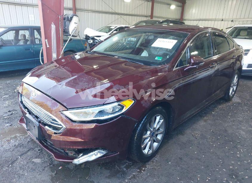 Photo 2 of 2017 Ford Fusion SE (VIN 3FA6P0HD2HR122650)