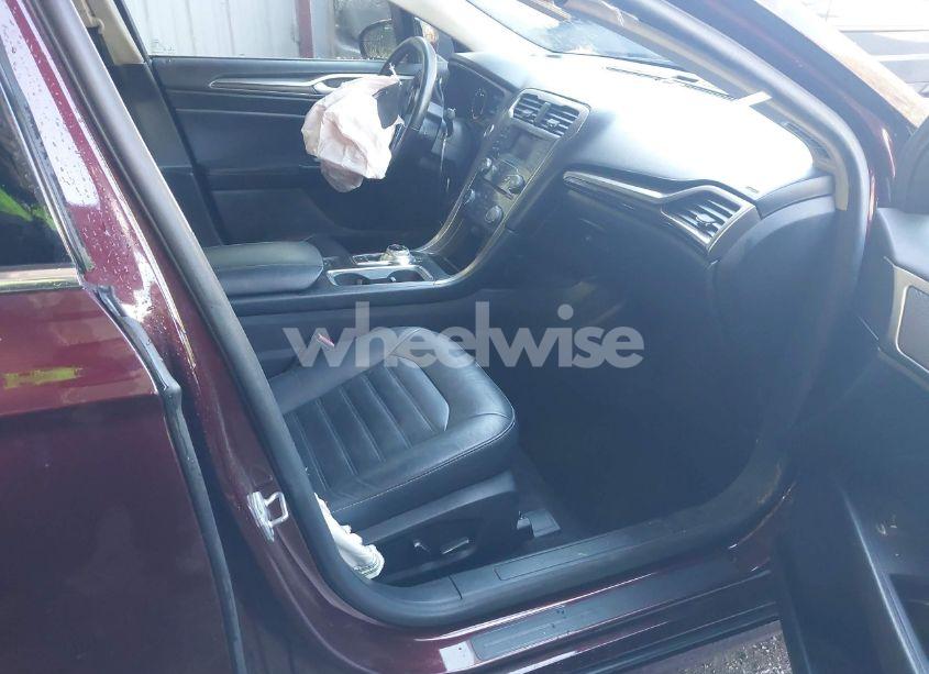 Photo 5 of 2017 Ford Fusion SE (VIN 3FA6P0HD2HR122650)