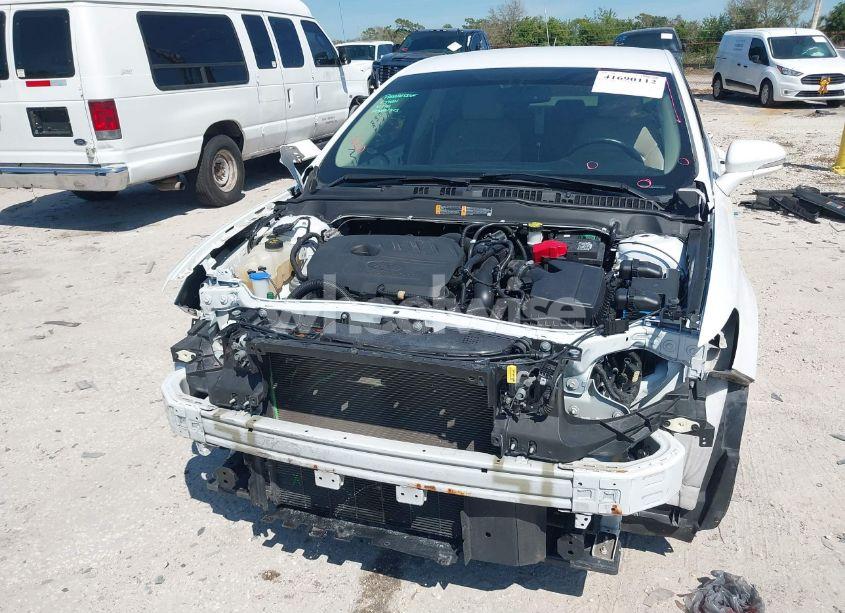 Photo 6 of 2017 Ford Fusion SE (VIN 3FA6P0HD2HR124429)