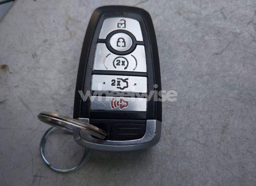 Photo 11 of 2017 Ford Fusion SE (VIN 3FA6P0HD2HR128030)