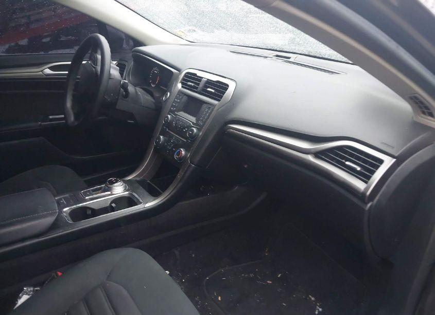 Photo 5 of 2017 Ford Fusion SE (VIN 3FA6P0HD2HR129095)