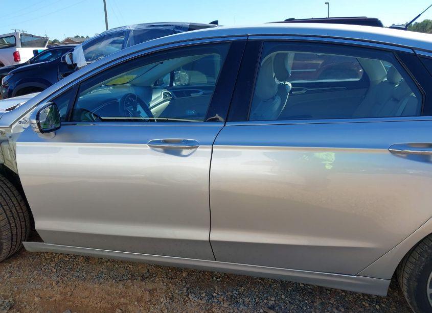 Photo 14 of 2017 Ford Fusion SE (VIN 3FA6P0HD2HR167099)