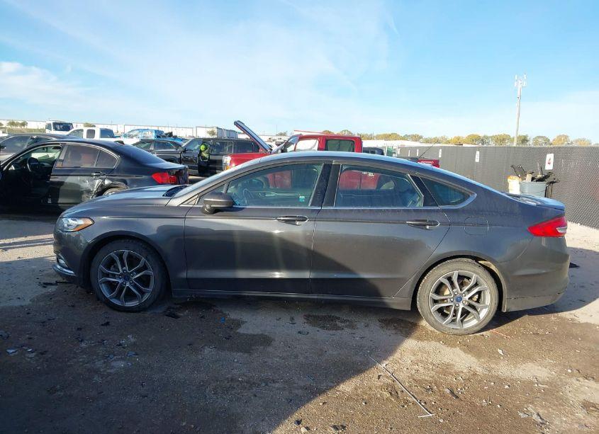 Photo 14 of 2017 Ford Fusion SE (VIN 3FA6P0HD2HR178393)