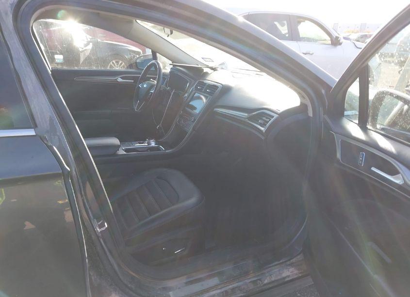 Photo 5 of 2017 Ford Fusion SE (VIN 3FA6P0HD2HR178393)