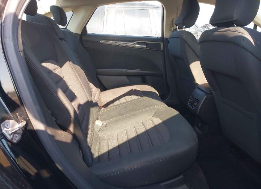 Photo 8 of 2017 Ford Fusion SE (VIN 3FA6P0HD2HR183884)