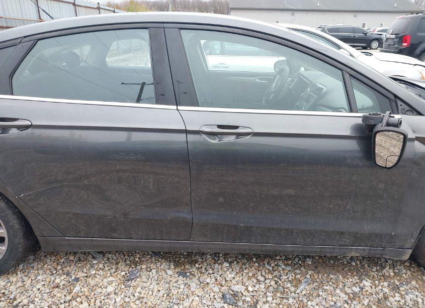 Photo 13 of 2017 Ford Fusion SE (VIN 3FA6P0HD2HR202207)