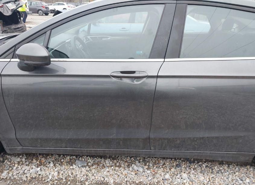 Photo 14 of 2017 Ford Fusion SE (VIN 3FA6P0HD2HR202207)