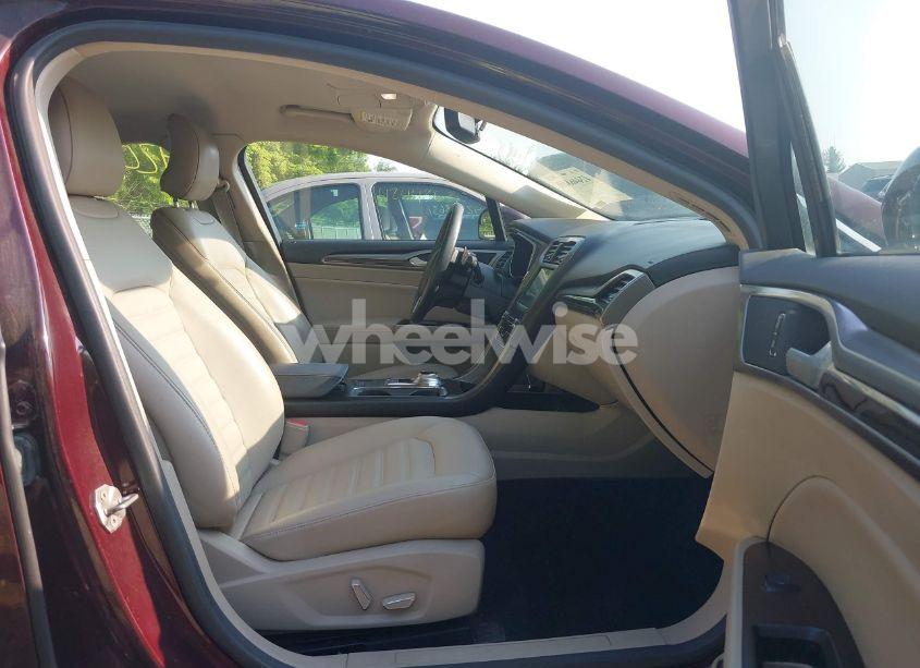 Photo 5 of 2017 Ford Fusion SE (VIN 3FA6P0HD2HR205706)