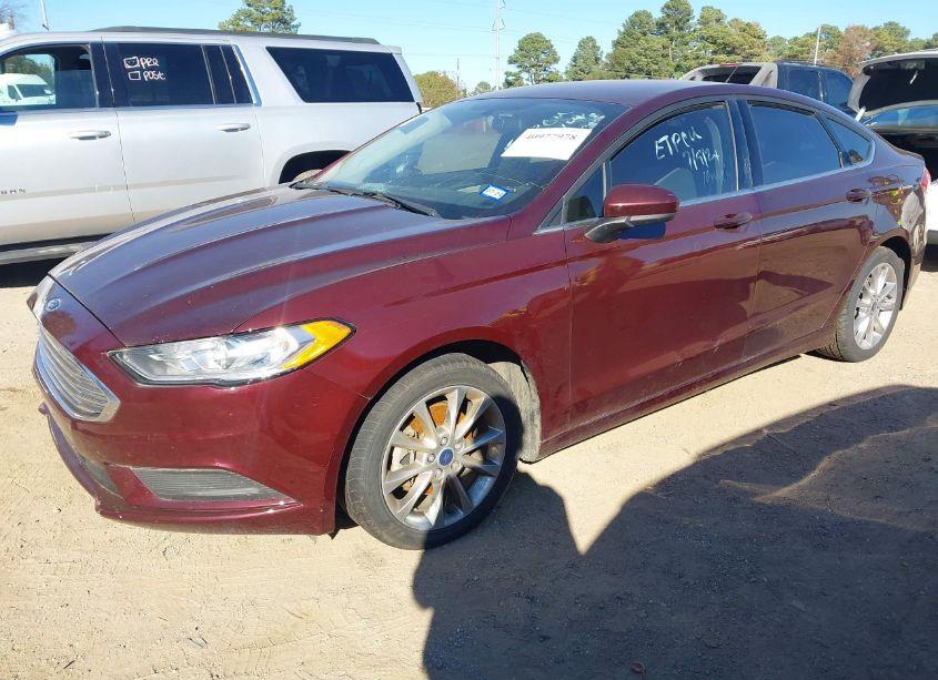 Photo 2 of 2017 Ford Fusion SE (VIN 3FA6P0HD2HR246420)