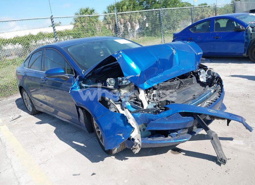 2017 Ford Fusion SE (VIN 3FA6P0HD2HR262410) main photo
